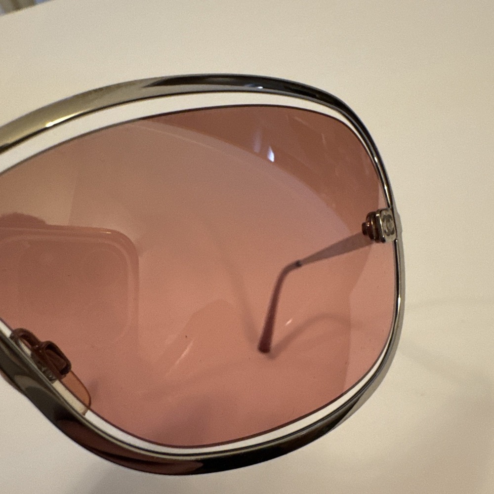 Chanel Sunglasses 4031 Women's Pink / Silver with case Excellent - Picture 6 of 9
